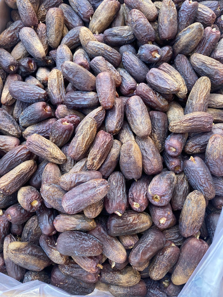 Anbara – Large, Premium & Lightly Sweet